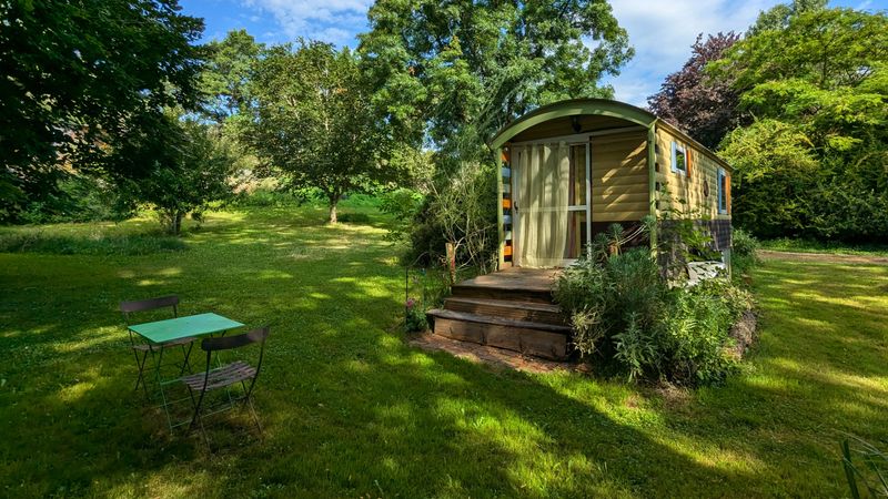 Vue extérieure de la roulotte.